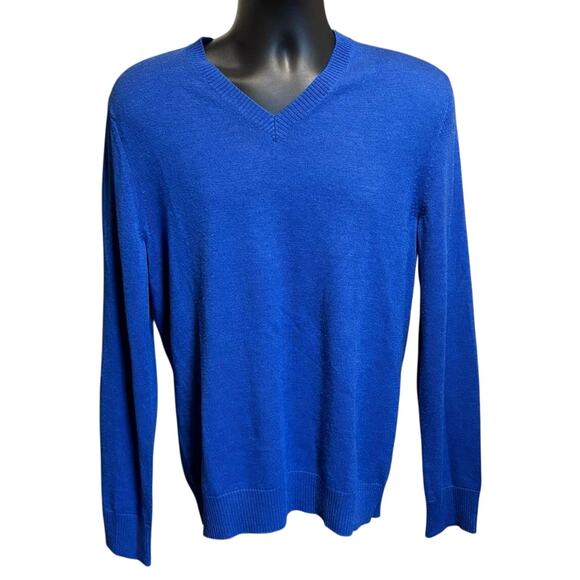 Banana Republic Sweaters - Banana Republic Men’s Size M Sweater V Neck 100% Extra Fine Merino Wool